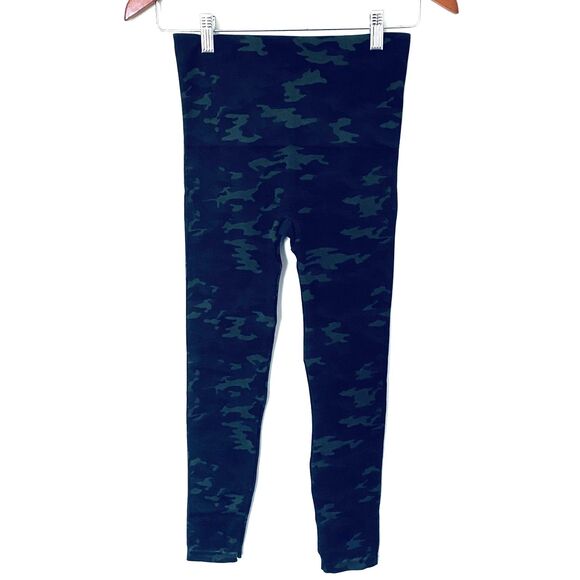 SPANX Look at Me Now Green Seamless Core and Tummy Control Camo Leggings Sz M - Picture 3 of 10